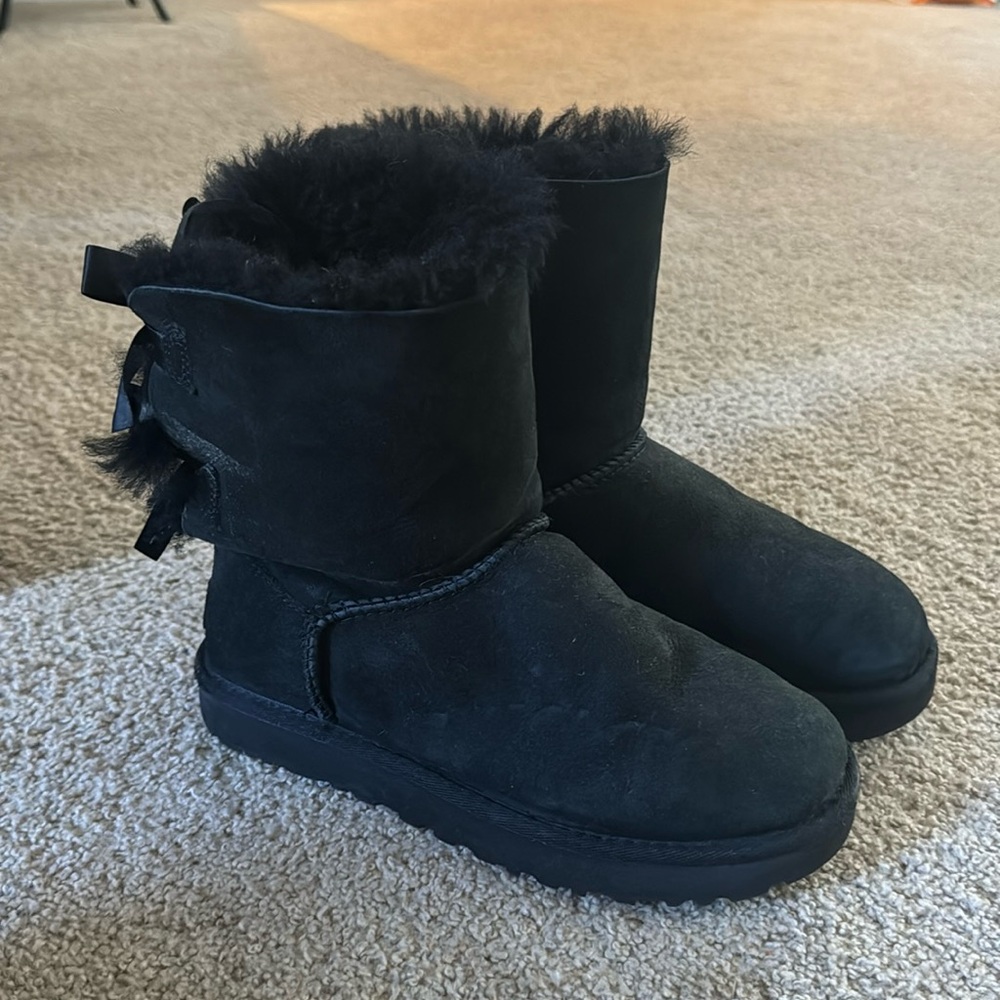 COPY - UGGS Bailey Bow II